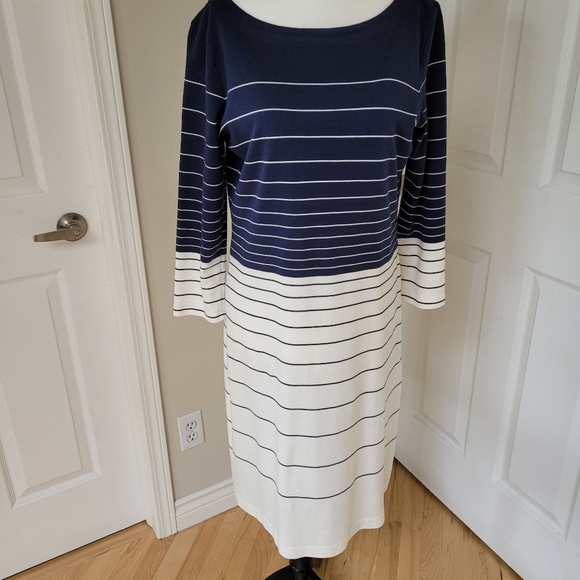 [M] Brooks Brothers Dress Blue and Cream - Picture 4 of 16